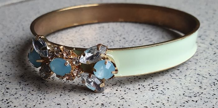 3 Pretty Bracelets