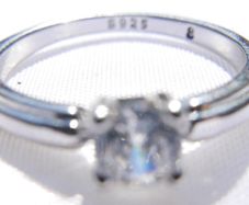 Vintage Sterling Silver 925 Solitaire Ring with Round Faceted , size O - 2,21g