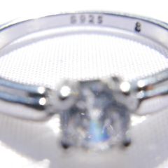 Vintage Sterling Silver 925 Solitaire Ring with Round Faceted , size O - 2,21g