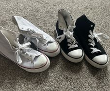 Women 2 Pairs High-Top Sneakers Size 39
