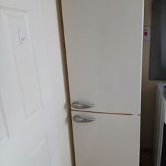 Fridge freezer