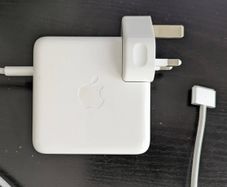 Apple MacBook 67w Charger