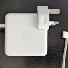 Apple MacBook 67w Charger