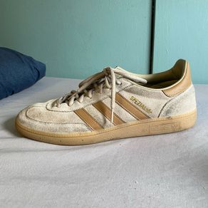 adidas Spezial cream and brown trainers runners UK10
