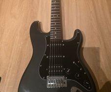 Squire Affinity HSS