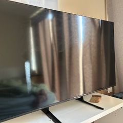 55'' TCL smart TV with tv stand
