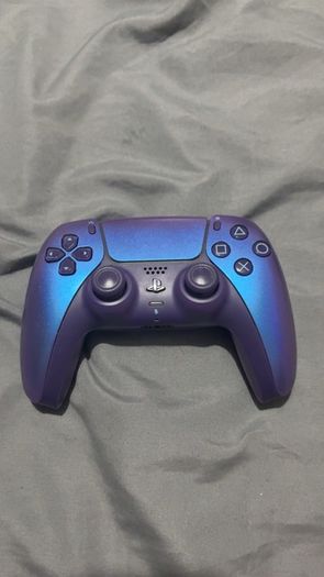 PS5 controllers and charger