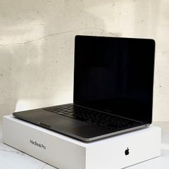MacBook Pro (13-inc)