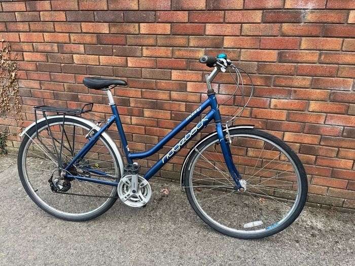 29 Inch Ridgeback Motion rapide ladies bike