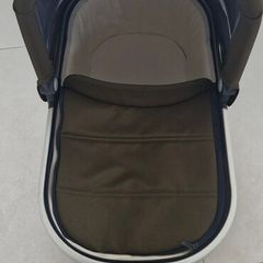 Vista V2 Pram & Frame