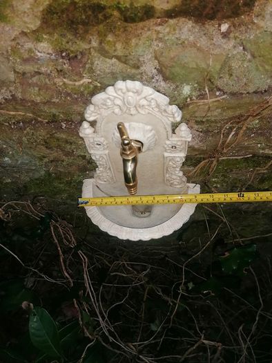 Victorian Style Hand-Painted Wall Water Fountain Cast Iron