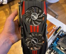 Asus R9 270x 2gb