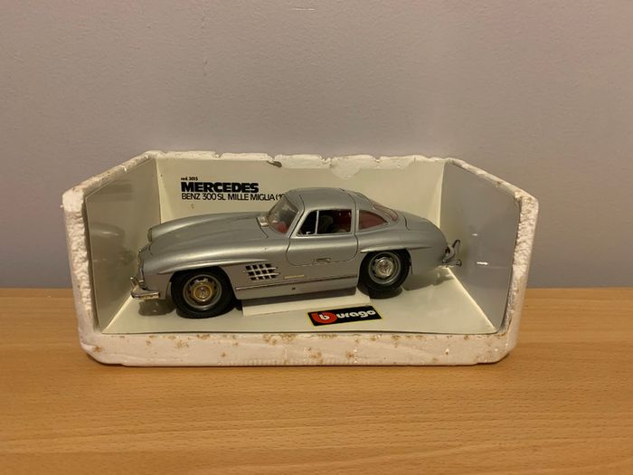 1955 Mercedes Benz 300 SL Mille Miglia 1/18 Burago Model Car