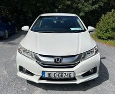 Honda Grace hybrid  1,5 2016
