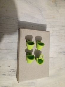 Lego minifigure accessories chest lime 4 pieces