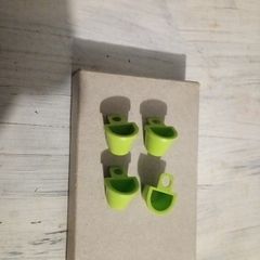 Lego minifigure accessories chest lime 4 pieces