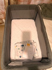Joie roomie glide bedside crib with mattress, sheets and blankets