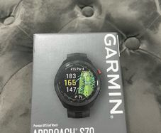 Garmin Approach S70 Golf GPS Watch - Brand New