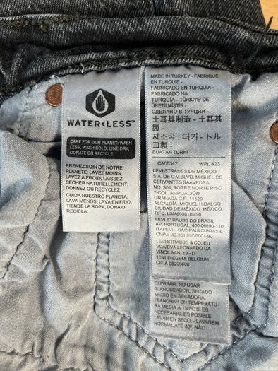 Levis Premium Ribcage Straight Ankle Womens Jeans W28 L25 Black Denim Button Fly