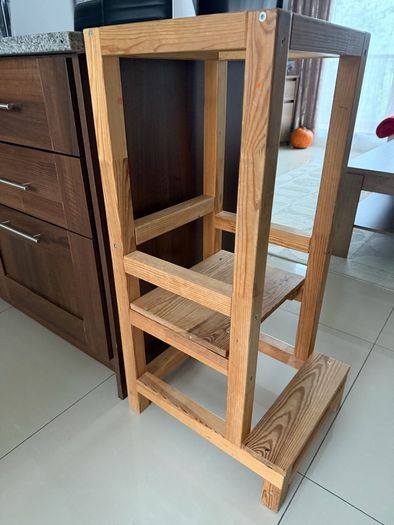 Toddler kitchen chair