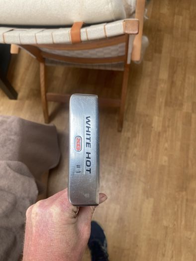 Odyssey golf putter