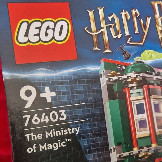 LEGO Harry Potter Ministry of Magic (76403) Free shipping