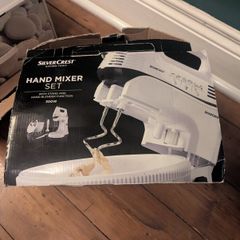 Hand mixer