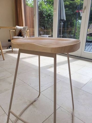 SKLUM Stool (Steel & Elm)