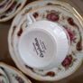 21 piece Elizabethan/Royal Albert Old Country Roses Bone China Tea Set Image 8