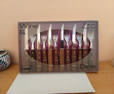 Steak knives set