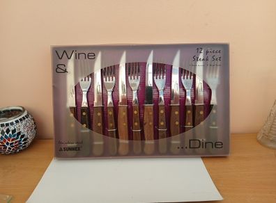 Steak knives set