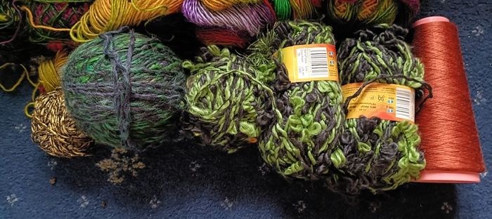 KNITTING YARNS ( autumn palette )