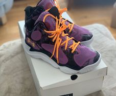 Mens footwear
