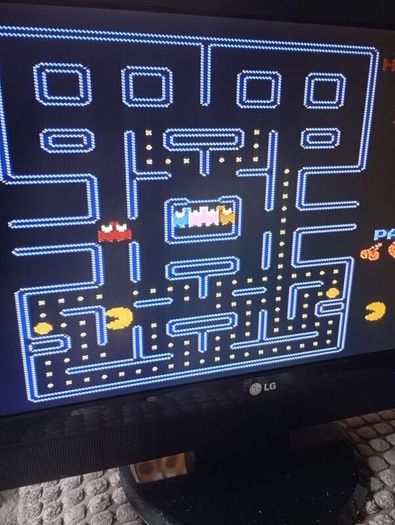 Nintendo 620 in 1 games console + tv