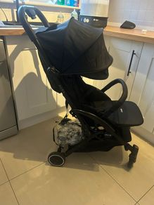 zummi aura pram