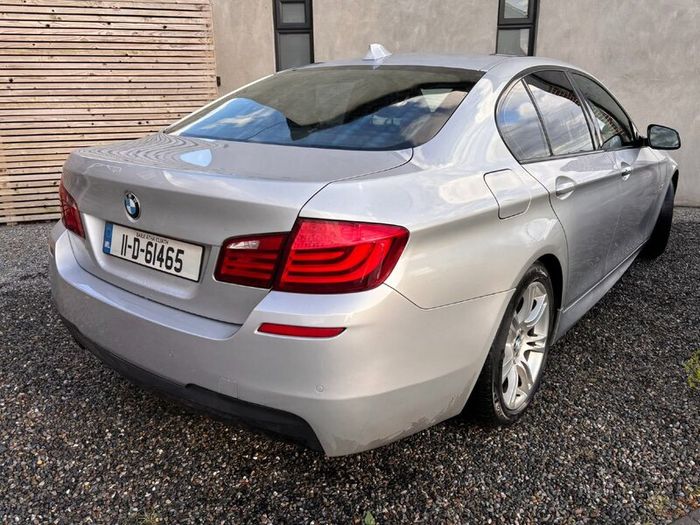 BMW 5-Series 2011