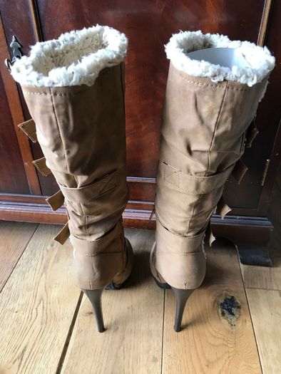 Pre-loved Long Beige Platform Stiletto Boots-Size 4