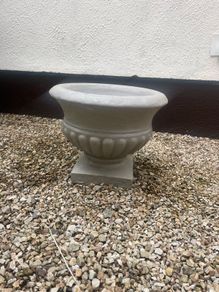 plant pots