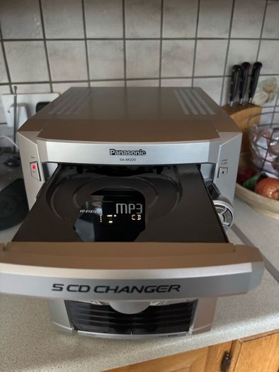 panasonic MP3 player with speakers