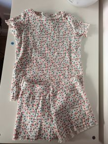 Girl's pyjamas (Zara)