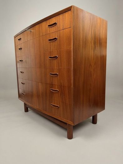 FLASH SALE ! Was 1195 Now 995 ! Exceptional Mid-Century Modern Danish Teak Chest of Drawers