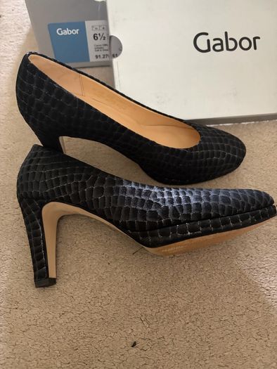 Gabor high heel shoe