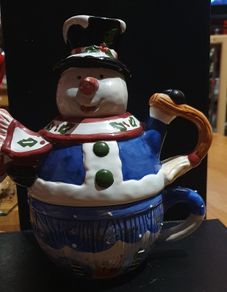 Christmas Snowman Cup Teapot