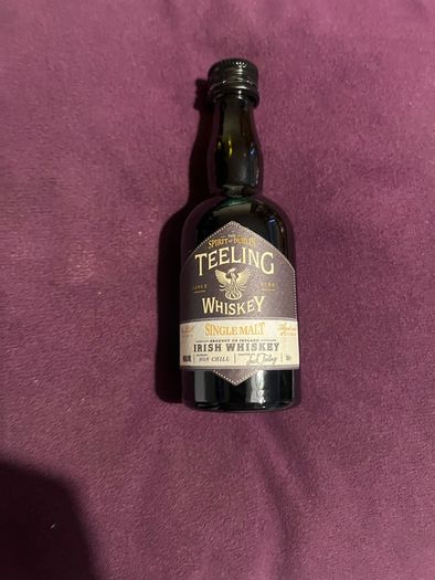 Jack Daniels Bombay sapphire Belvedere telling whiskey vodka gin empty mini bottle