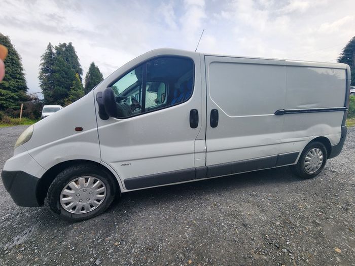 Opel vivaro 2007 1.9d 278000km