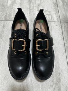 Stradivarius Shoes size 7