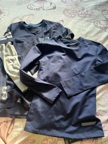 Sports tops
