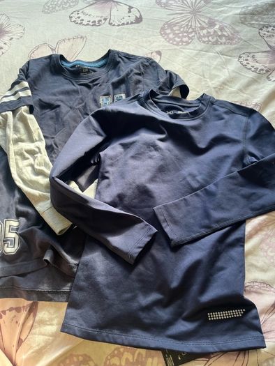 Sports tops