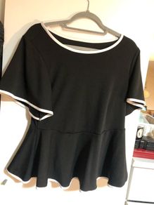 Ladies top size XL