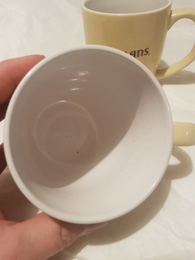 2 x new Carolans irish cream mugs ,never used ,,collectors item,,advertising,buyer collects, not posting, thank you